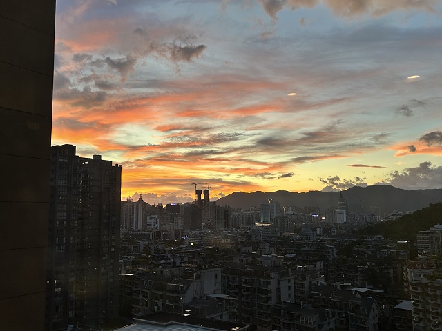 阿聯(lián)酋自貿(mào)區(qū)稅改突襲!中國(guó)企業(yè)注意